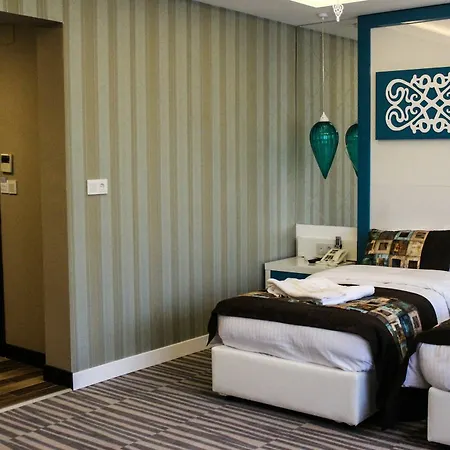 Hotel Grand 3*
